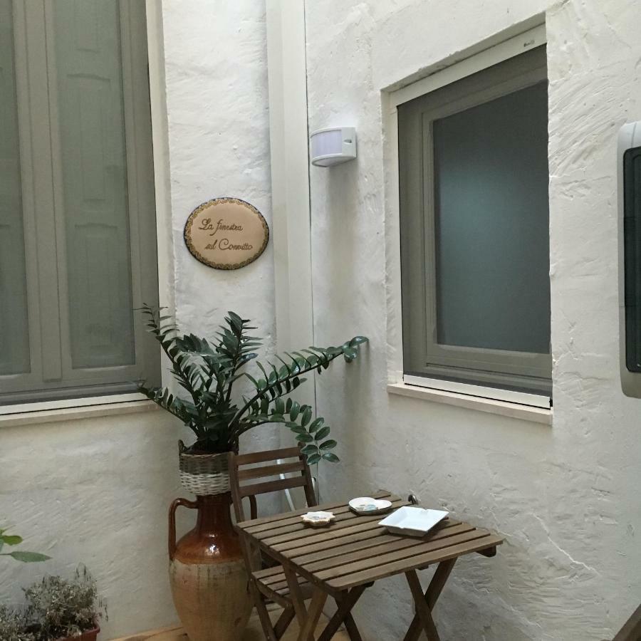 La Finestra Sul Convitto B&B Lecce Exterior photo