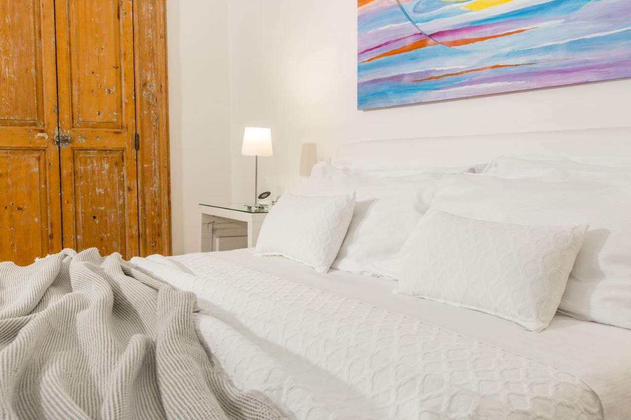 La Finestra Sul Convitto B&B Lecce Exterior photo